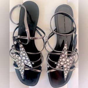 Zara Women’s Lightning Bolt Jeweled Sparkly Gems flat strappy sandals. Size 38.